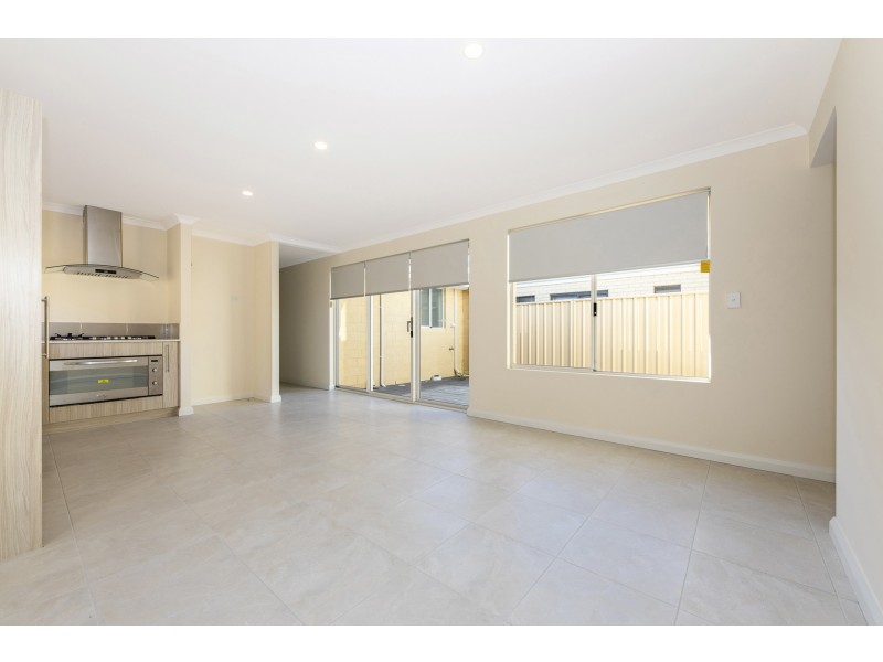 21 FERRARA WAY, Girrawheen WA 6064