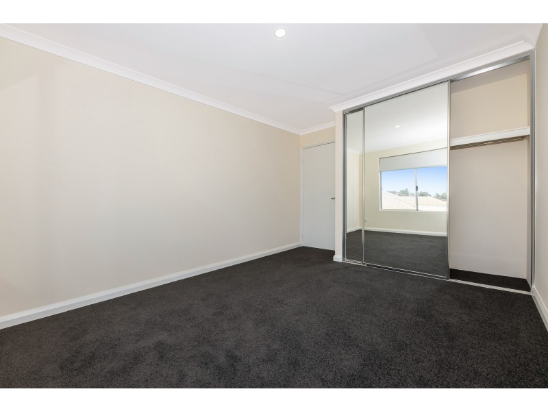 21 FERRARA WAY, Girrawheen WA 6064