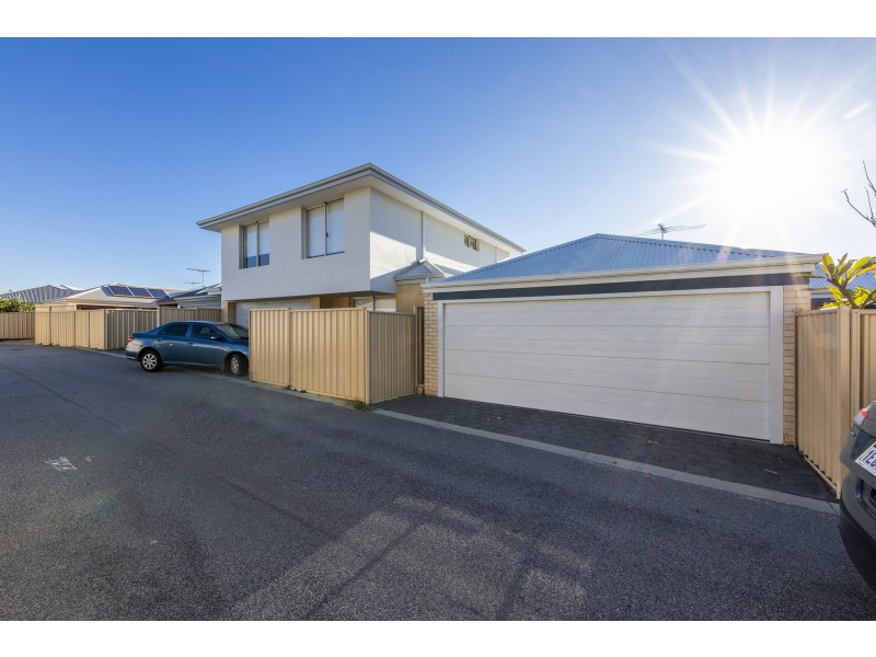 21 FERRARA WAY, Girrawheen WA 6064