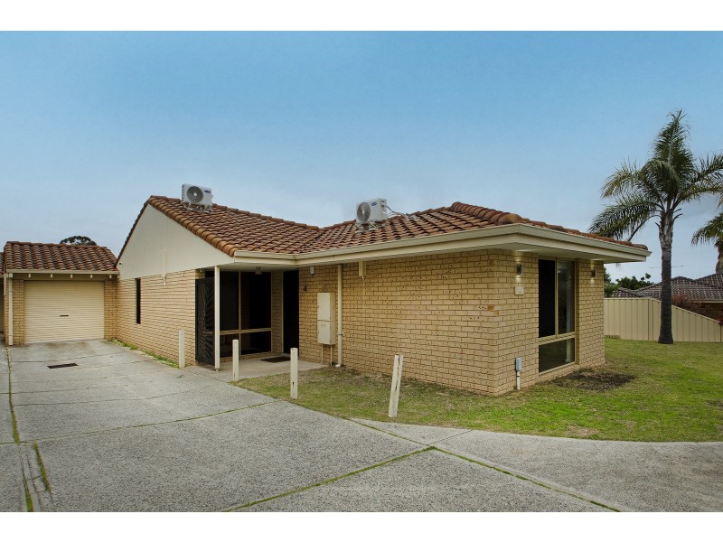 4/16 BURHAM COURT, Marangaroo WA 6064