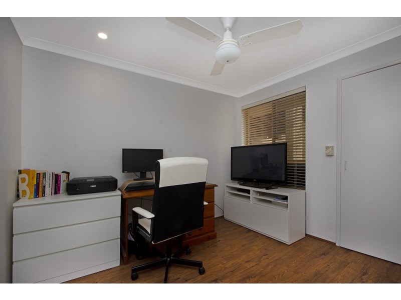 4/16 BURHAM COURT, Marangaroo WA 6064