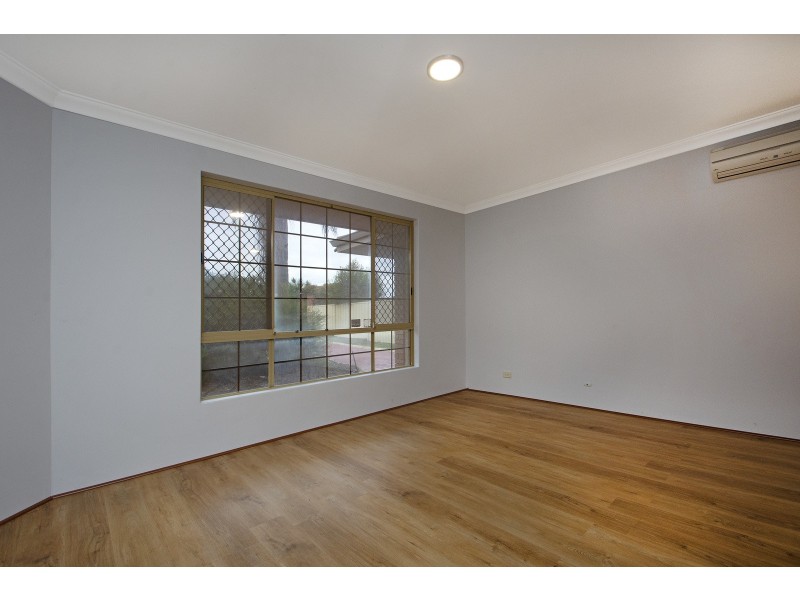 11 ELLARA COURT, Alexander Heights WA 6064