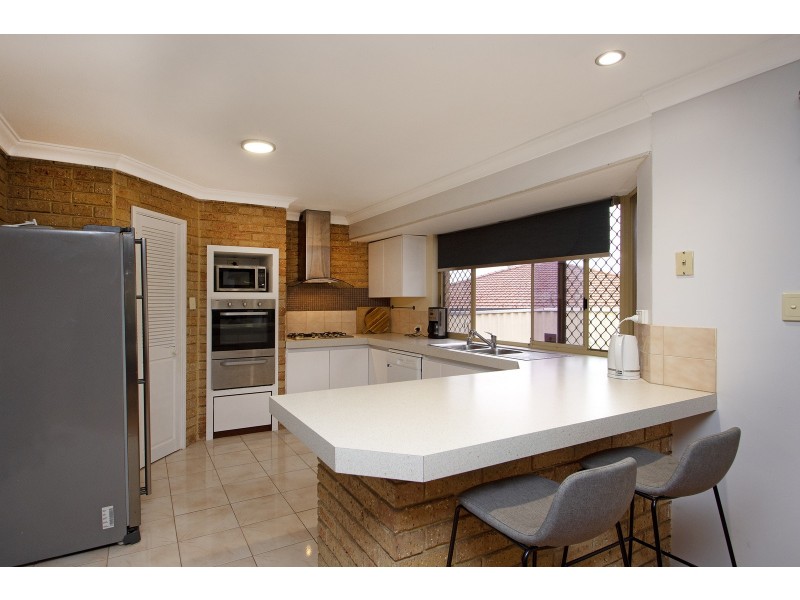 11 ELLARA COURT, Alexander Heights WA 6064