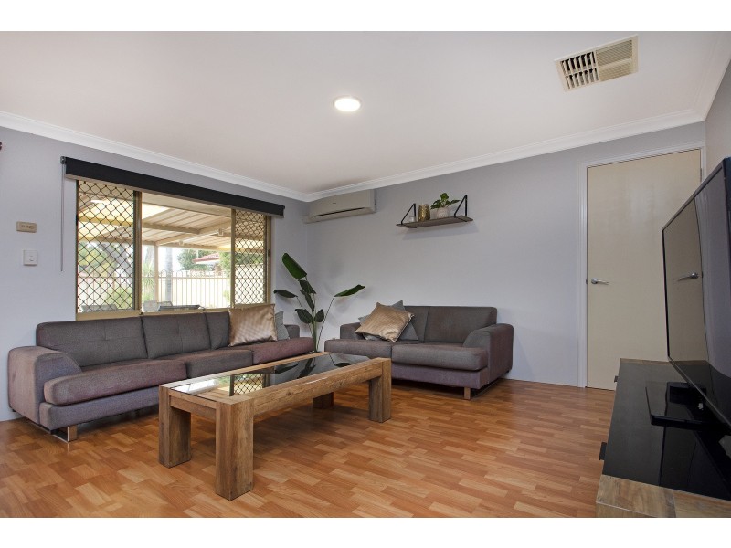 11 ELLARA COURT, Alexander Heights WA 6064