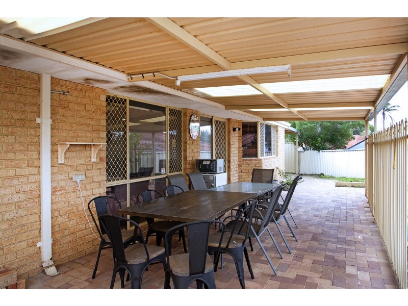 11 ELLARA COURT, Alexander Heights WA 6064