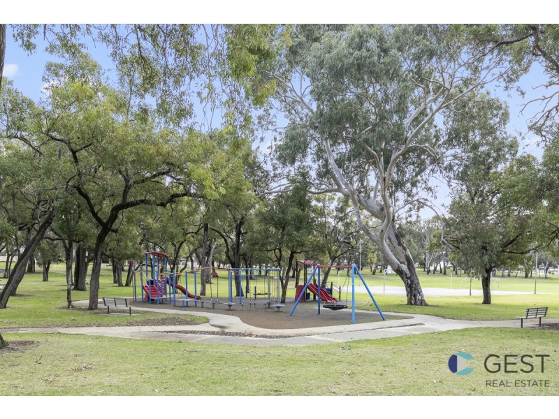 133 WADDINGTON CRESCENT, Koondoola WA 6064