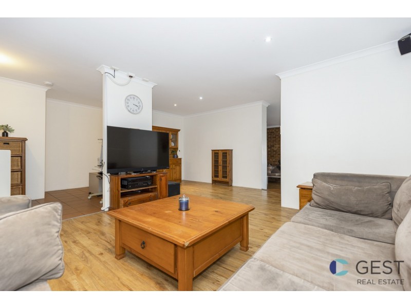 40 KESTREL PARADE, Ballajura WA 6066