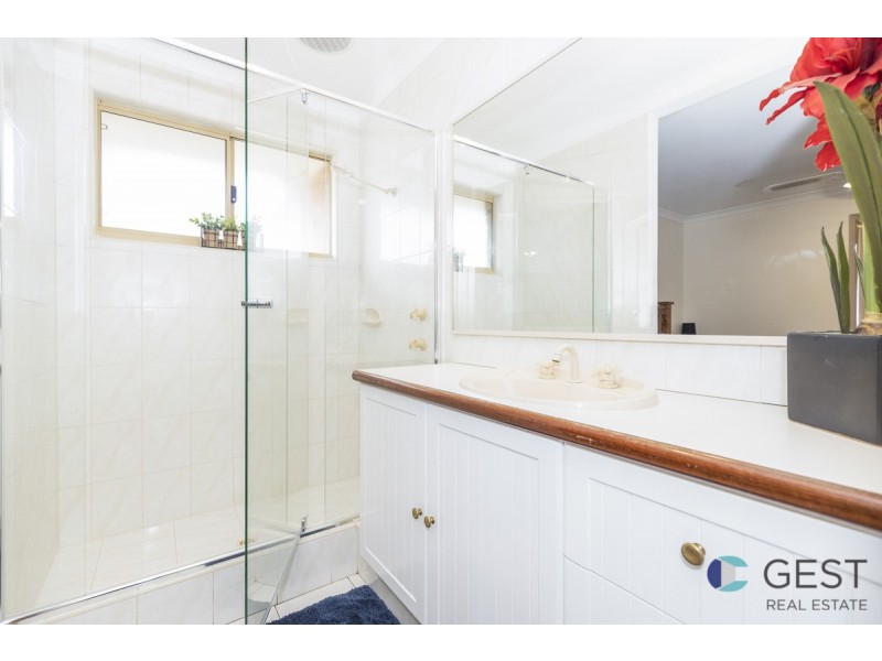 40 KESTREL PARADE, Ballajura WA 6066