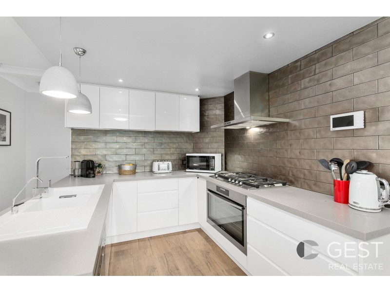 72 BETHWYN CIRCUIT, Madeley WA 6065