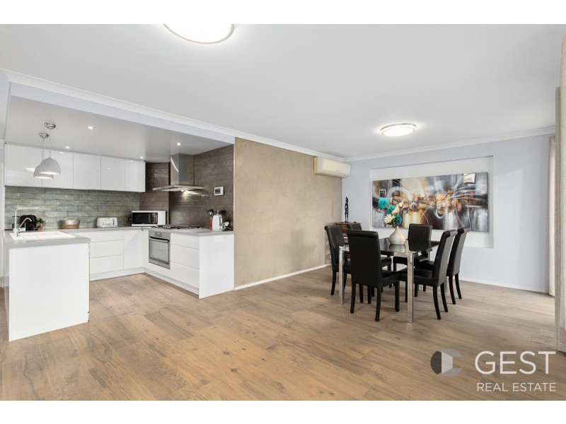 72 BETHWYN CIRCUIT, Madeley WA 6065