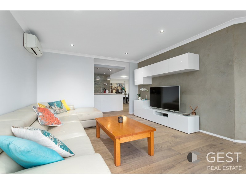 72 BETHWYN CIRCUIT, Madeley WA 6065