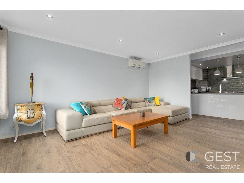 72 BETHWYN CIRCUIT, Madeley WA 6065