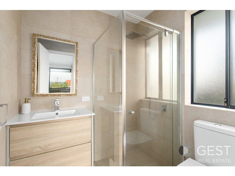 72 BETHWYN CIRCUIT, Madeley WA 6065