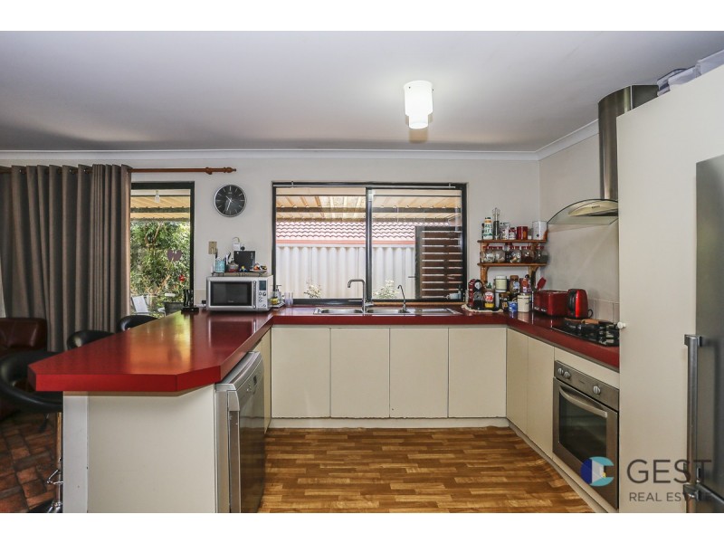 48 CLEVELAND COURT, Marangaroo WA 6064