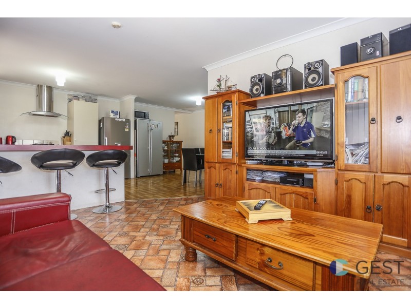 48 CLEVELAND COURT, Marangaroo WA 6064