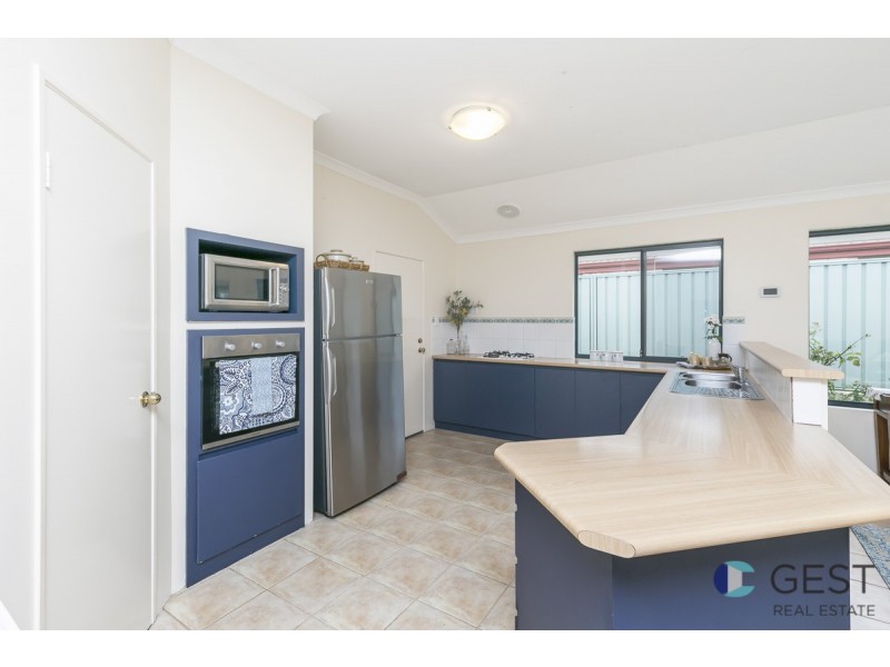 22 FIRMSTONE CIRCLE, Landsdale WA 6065