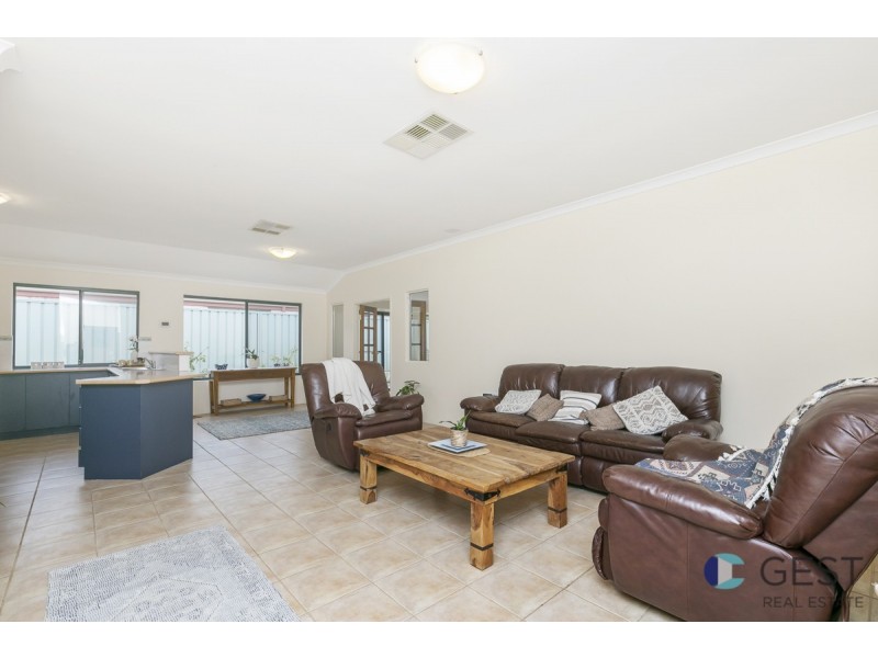 22 FIRMSTONE CIRCLE, Landsdale WA 6065