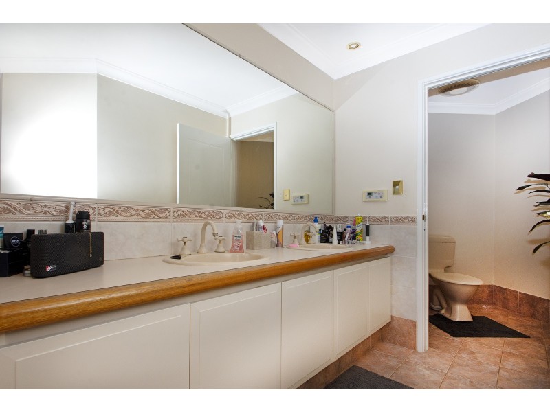 3 WHISTLER COURT, Ellenbrook WA 6069