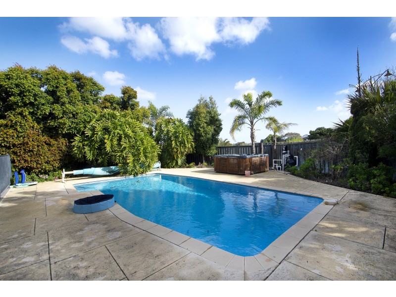 3 WHISTLER COURT, Ellenbrook WA 6069