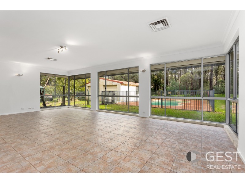 1115 STONEVILLE ROAD, Mundaring WA 6073