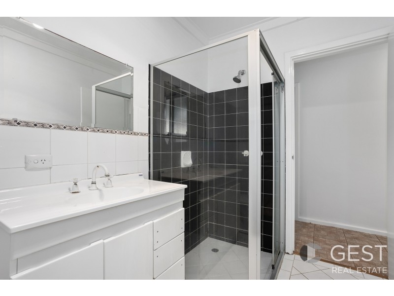 1115 STONEVILLE ROAD, Mundaring WA 6073