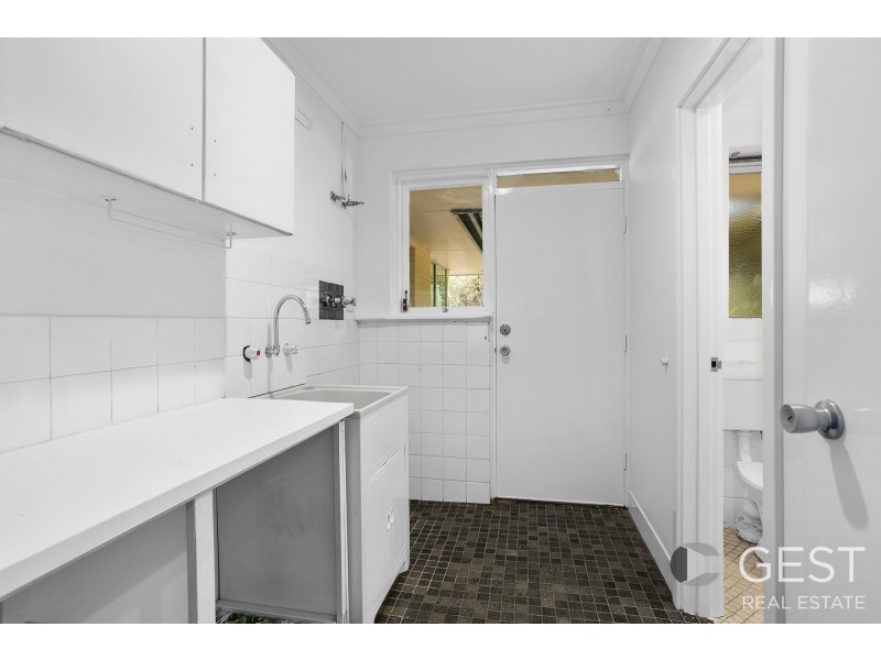 1115 STONEVILLE ROAD, Mundaring WA 6073