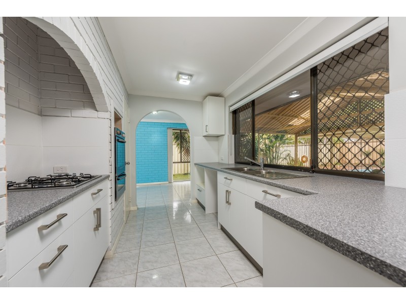 5 VENTURE RISE, Ballajura WA 6066
