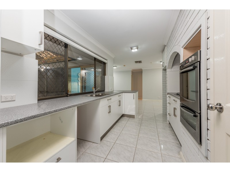 5 VENTURE RISE, Ballajura WA 6066