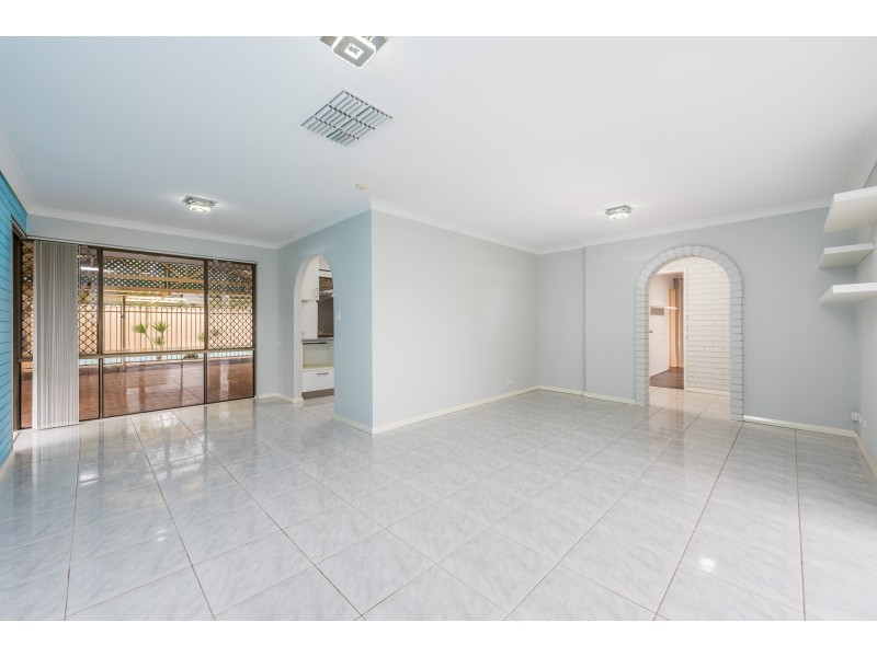 5 VENTURE RISE, Ballajura WA 6066