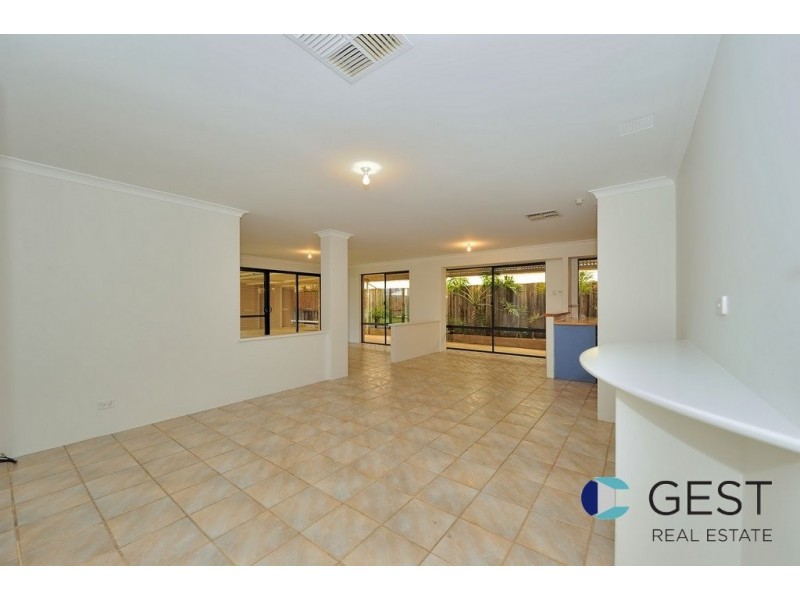 12 MOUNT HOUSE WAY, Ellenbrook WA 6069