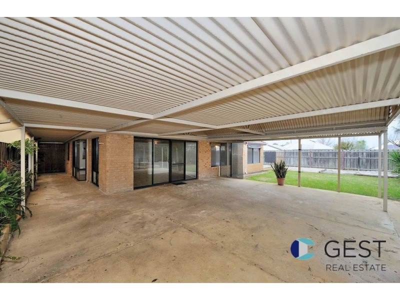 12 MOUNT HOUSE WAY, Ellenbrook WA 6069