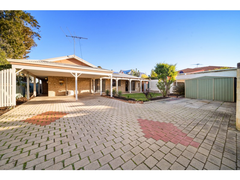 2 Tamar St, Palmyra WA 6157