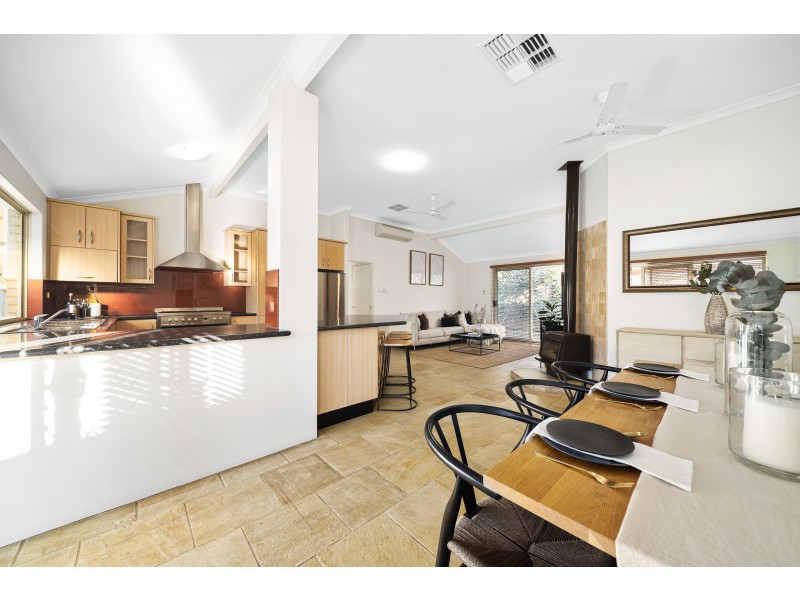 2 Tamar St, Palmyra WA 6157