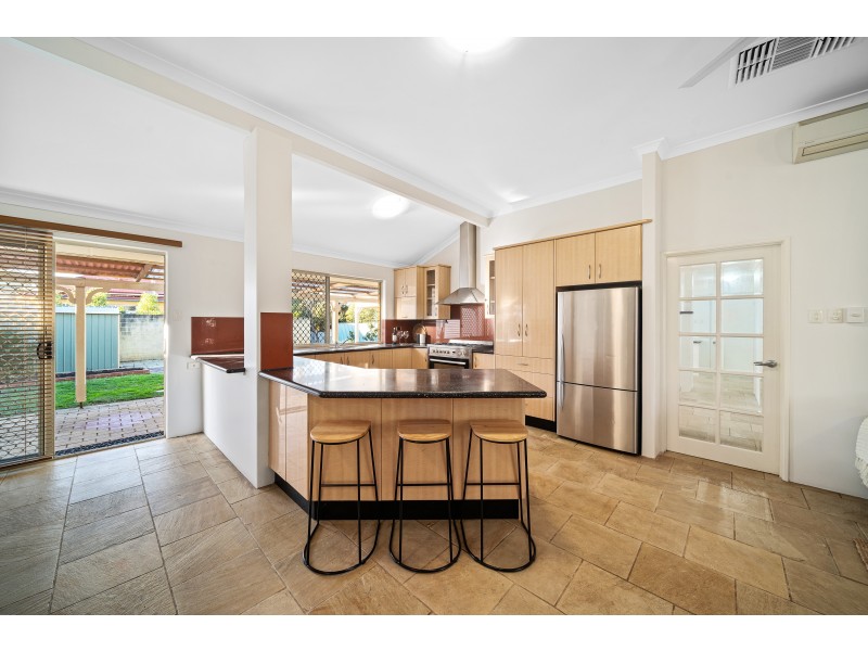 2 Tamar St, Palmyra WA 6157