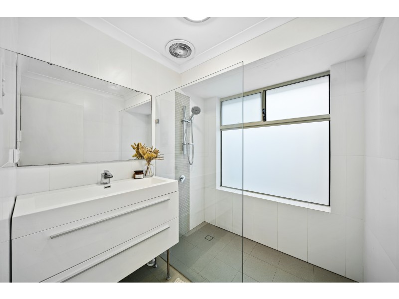 2 Tamar St, Palmyra WA 6157