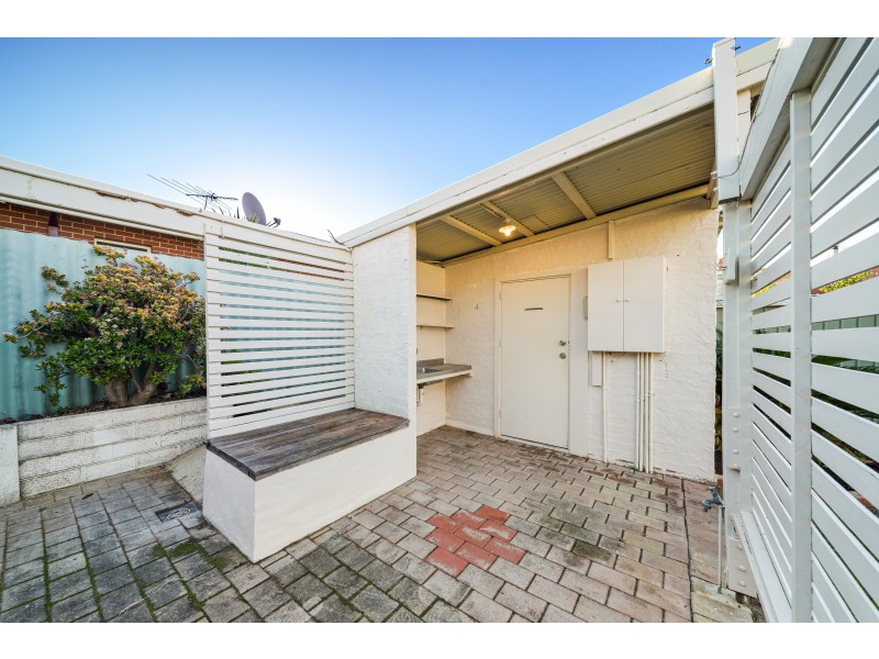 2 Tamar St, Palmyra WA 6157