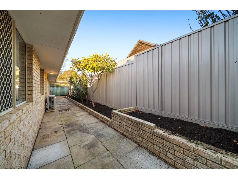 2 Tamar St, Palmyra WA 6157