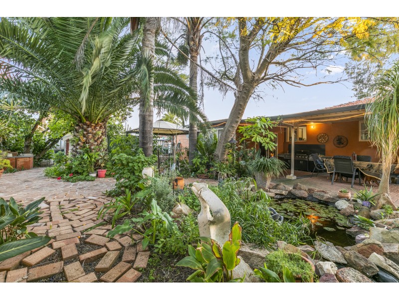 57 MEAKERS WAY, Girrawheen WA 6064