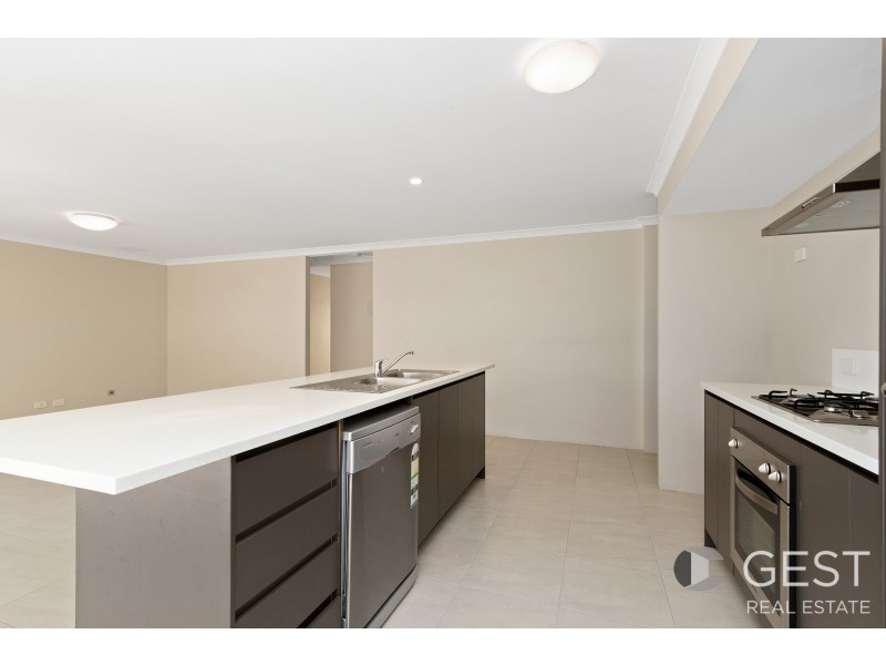 6 Birmingham Way, Darch WA 6065