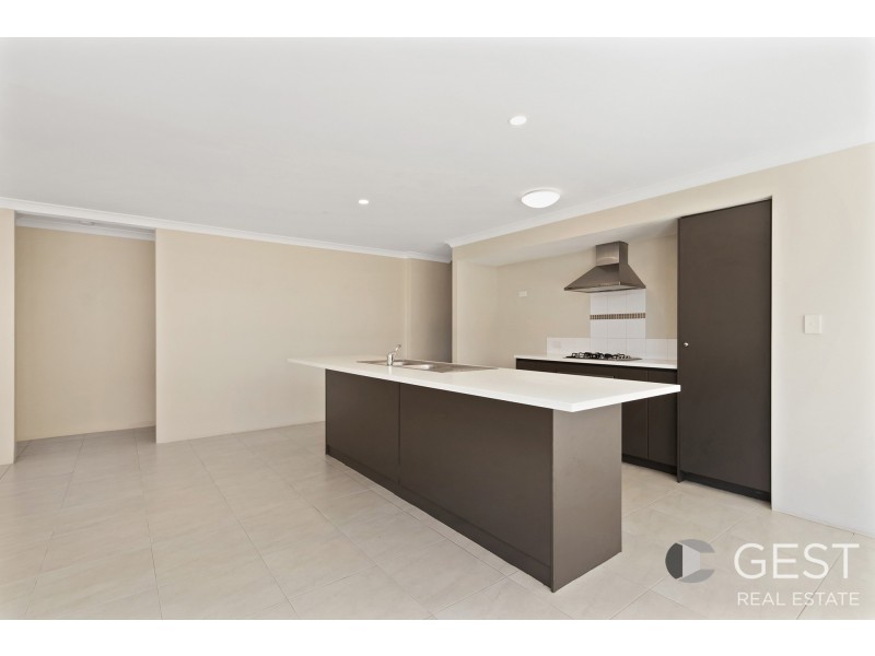 6 Birmingham Way, Darch WA 6065