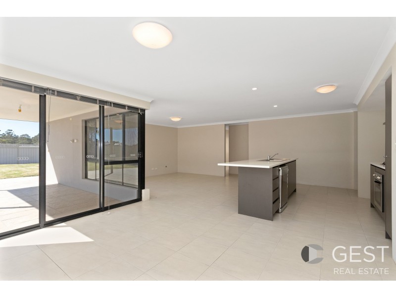 6 Birmingham Way, Darch WA 6065