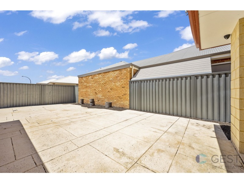 6 RAMEAU LINK, Aveley WA 6069