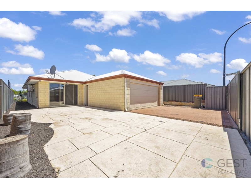 6 RAMEAU LINK, Aveley WA 6069
