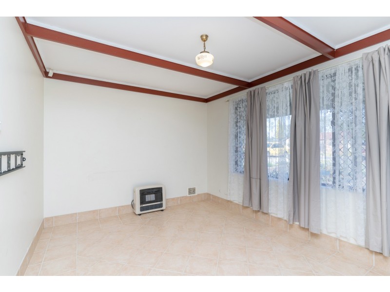 4 GYPSUM COURT, Koondoola WA 6064