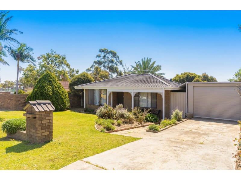 4 GYPSUM COURT, Koondoola WA 6064
