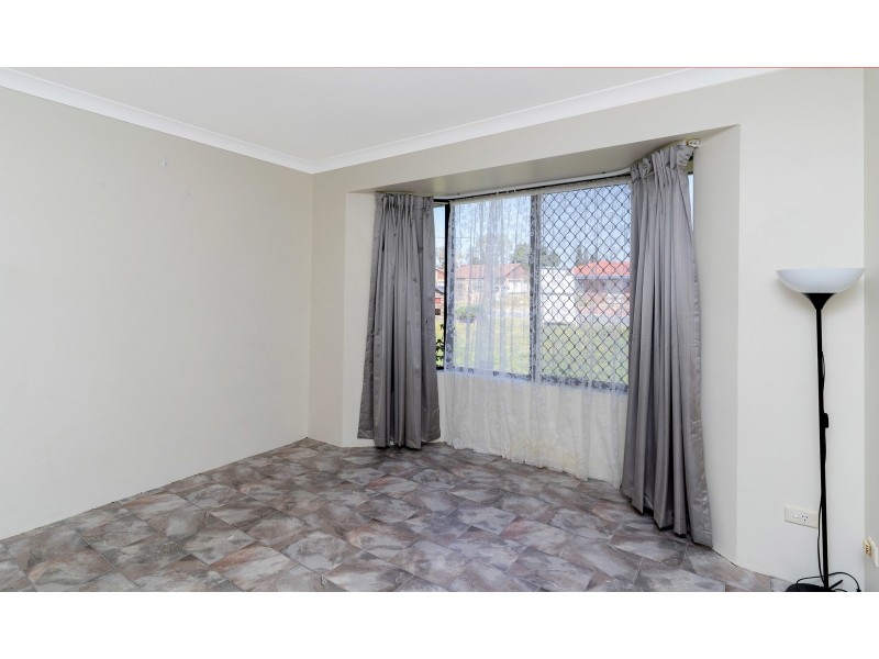 4 GYPSUM COURT, Koondoola WA 6064