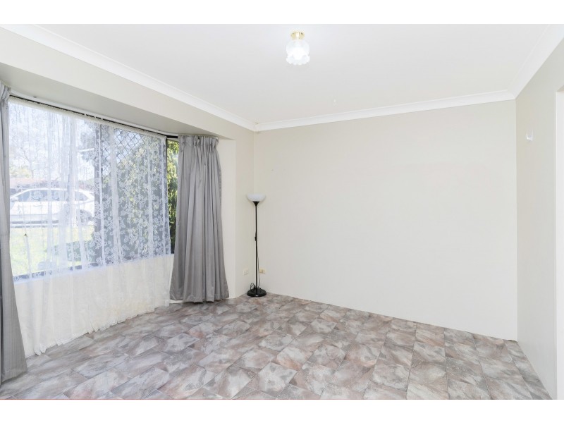 4 GYPSUM COURT, Koondoola WA 6064