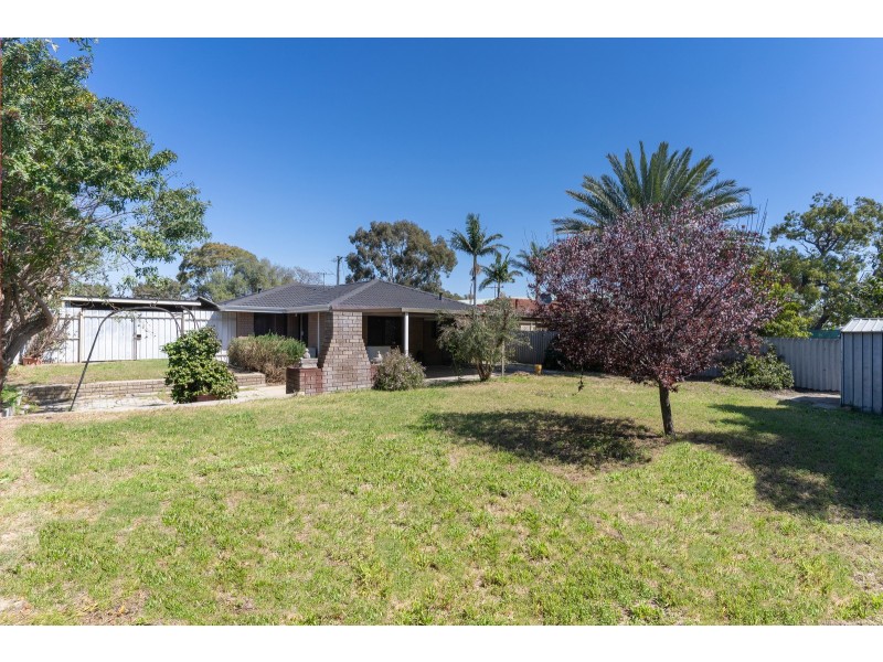 4 GYPSUM COURT, Koondoola WA 6064