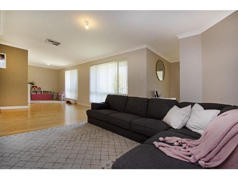 18B GREENWOOD RETREAT, Alexander Heights WA 6064