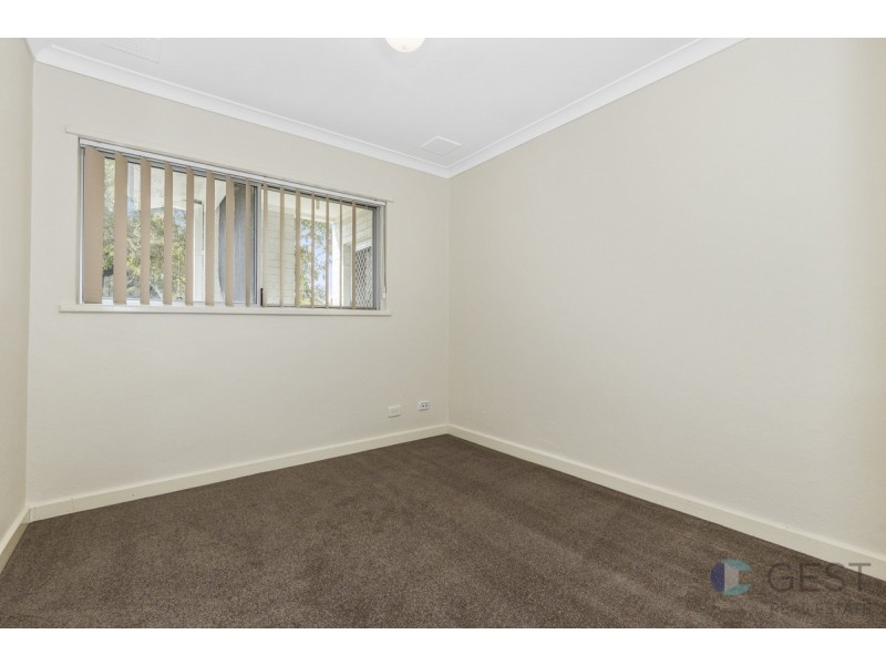 8/26 SALCOTT ROAD, Girrawheen WA 6064